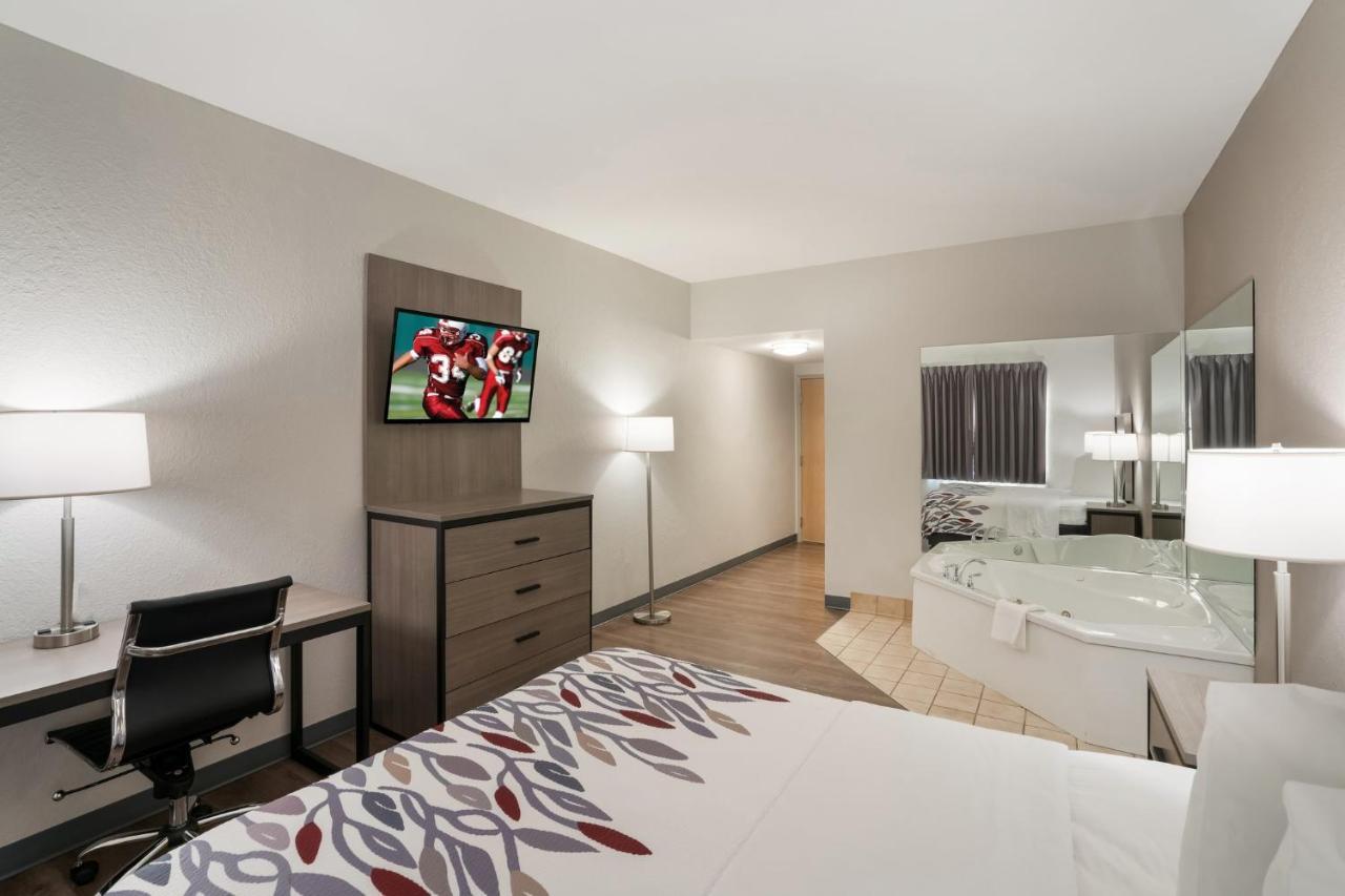 Red Roof Inn & Suites Carrollton, Ga - West Georgia Dış mekan fotoğraf