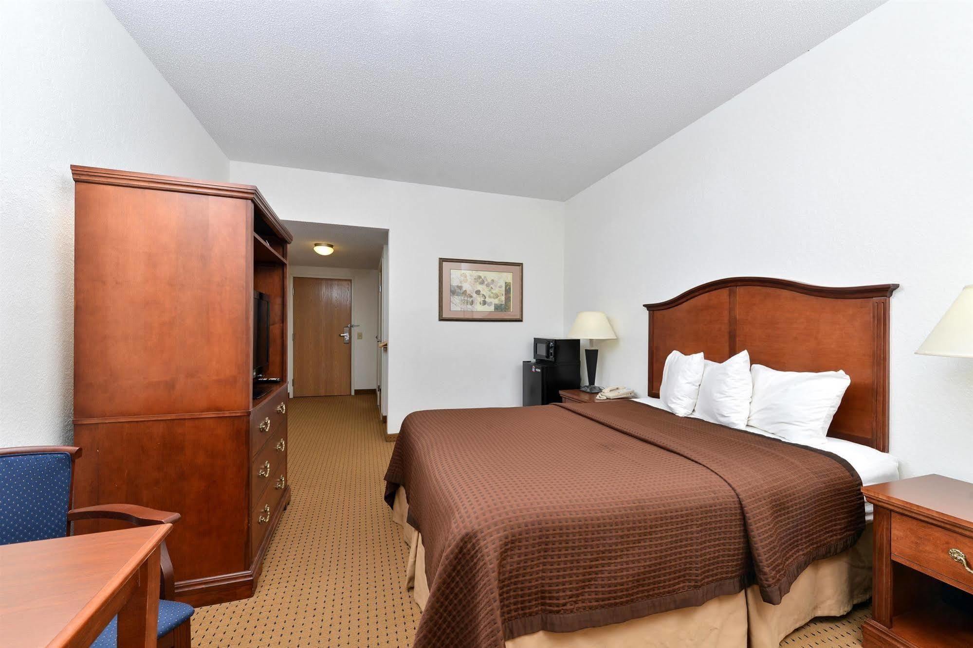 Red Roof Inn & Suites Carrollton, Ga - West Georgia Dış mekan fotoğraf